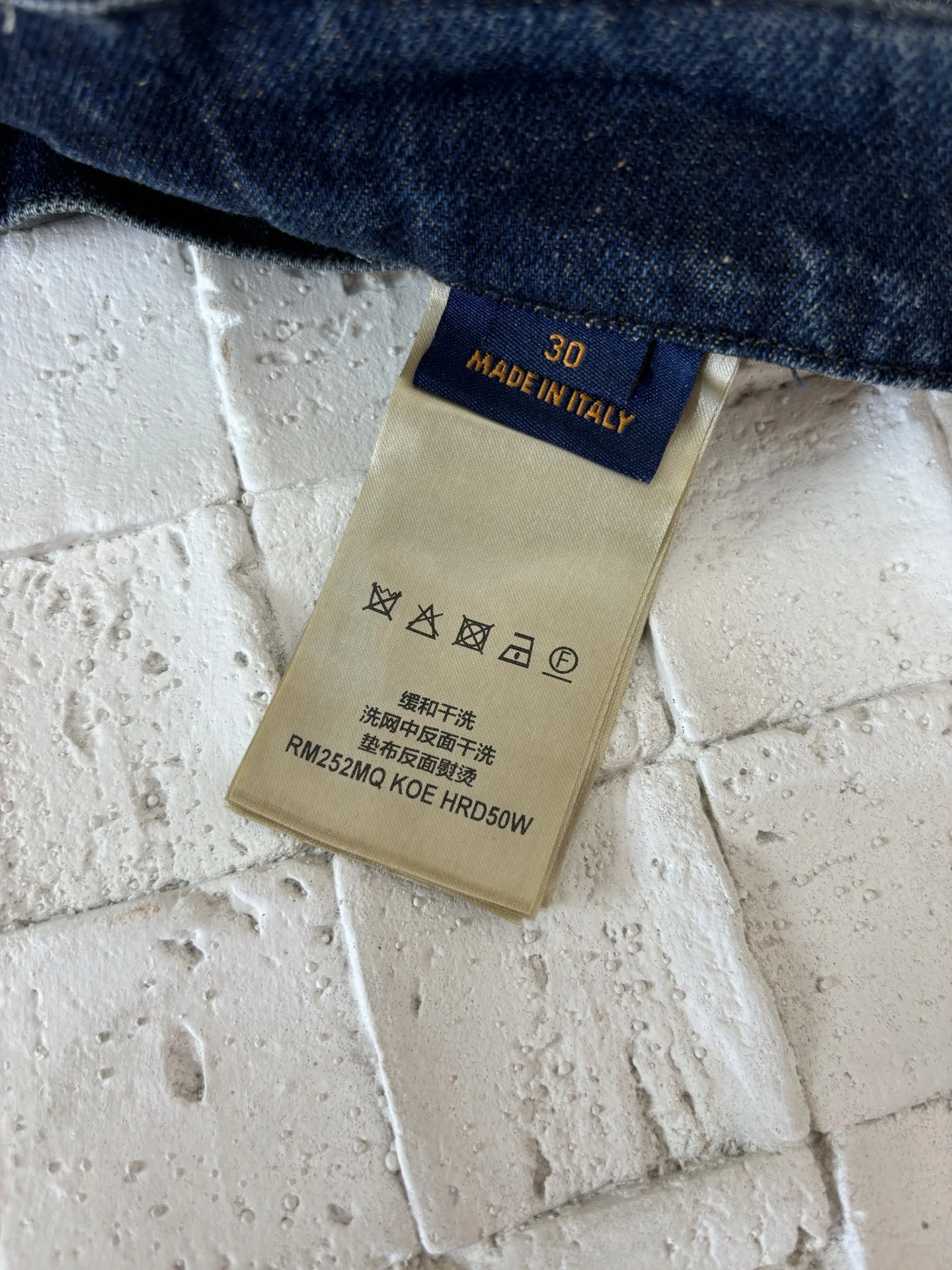 & wg.luxury- 8V item:E-F363F1140